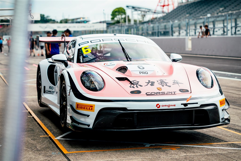 Bastian Buus vil sikre Porsche-sejr i historisk Suzuka-løb. 
(Foto: Origine Motorsport)